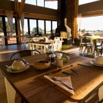 Restaurant met uitzicht - Kalahari Anib Lodge